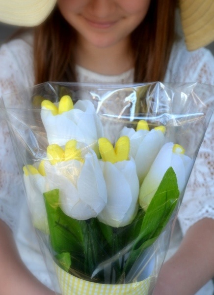 Make a Peeps Easter Bouquet